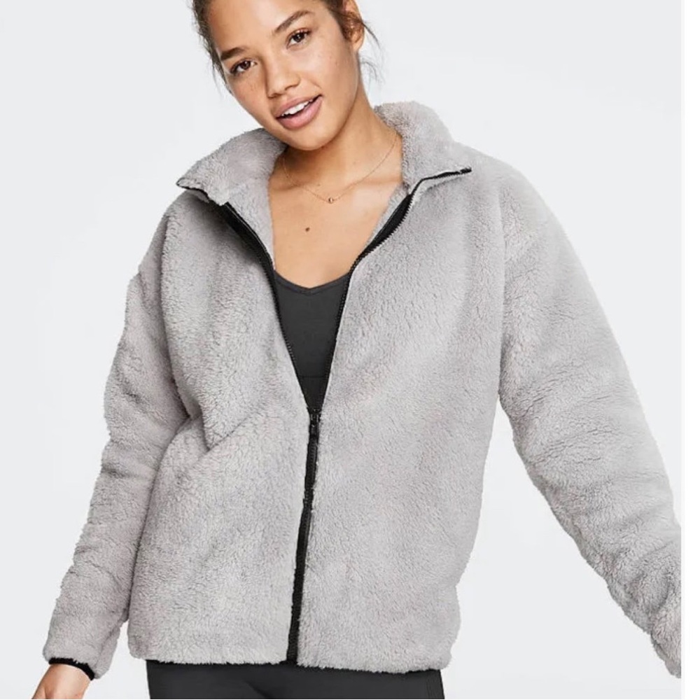 🚫SOLD 💕NWT Pink VS Teddy Full Zip Fleece Comfy Sz L💕🚫